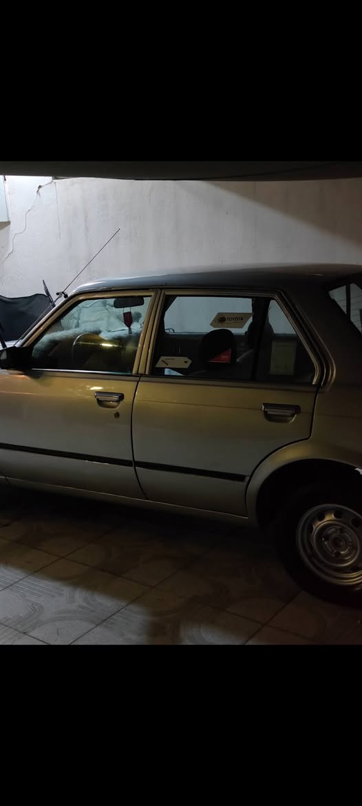 للبيع تويوتا كرونا موديل 1981 كلاسيك

سياره تعمير عام 
مصبوغه عام جماليه 

صدر جديد تايرات جديد 
كير و مكينه 
مبدل كابريتر جديد اوروبي و قديم ما بي عيب وياه 
مبدل خزان تنكي بنزين جديد 

سياره باسمنا مشروع وطني شرط تحويل رقم كركوك

مكان كركوك 
سعر سياره ( 45$) ورقه 
*********** واتساب 
———————————————————- —————— 

بۆ فرۆشتن تۆیۆتا کڕۆنا مۆدیل 1981 
سەیارەکە گێر و مەکینە 
دیناری  مەسروفی تێدا نیە 

تەعمیر عام کامل بۆی کراوه
سبوغ عامی جوانی  
بەشەرت

سەیارەکە بەناوی خۆمانه رەقەم كركوكه  تحویلی بەشەرت

مكان كركوك
سعر سياره ( 45$) ورقه 
*********** واتساب
