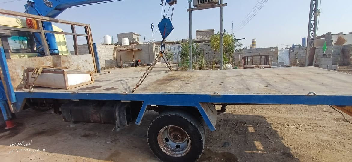 السلام عليكم بدي للبيع عمل جنك حديد كاعيه حديد بدي جديد ونضيف طول5ونص سعر9ورقات  مكان واسط شيخ سعد ***********
