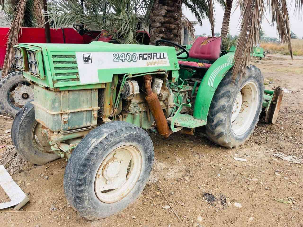 مكلف بالنشر مكينه اكرفول للبيع كير خير من الله اكسل امامي شغال بس بي نقص شفت واحد القصير رفع باور جيد جدا المحرك شغال بس بي صوت طقطقة ما يصعد دهن فجأه وحاليا شغاله  بس بيها صوت من بعد ما سوه البم والنوزل طلع الصوت المكان ديالى السعر 1750000  2 مليون إلا ربع للاستفسار الاتصال على الرقم التالي ***********
