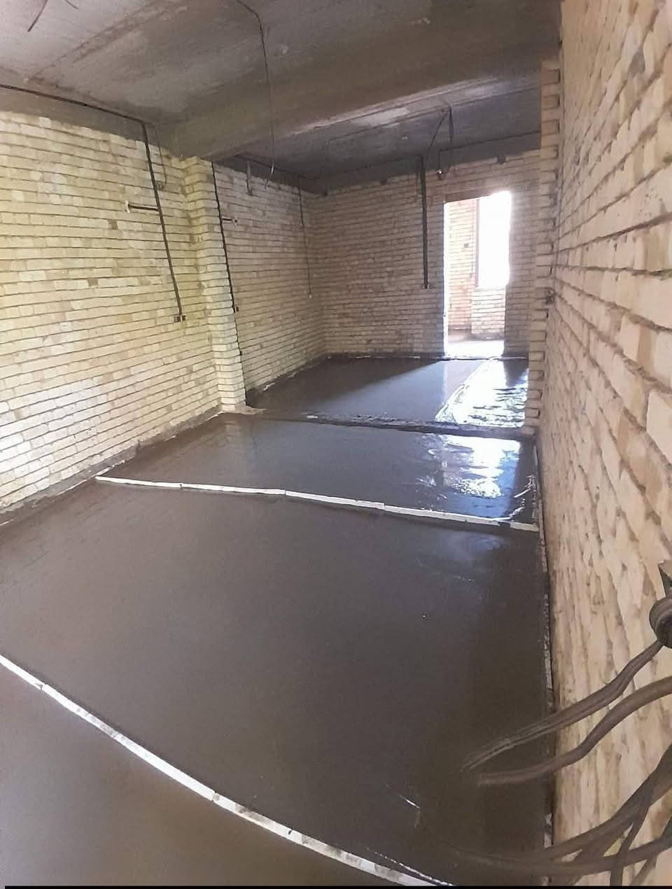 لسلام عليكم اخوان اي شخص يحتاج خباطه صب ارضيه دنك بيتونه أساس ادخل سبيس أحدل شغل درجه اولى اشتغل كريستا وعمل والرزق على الله وهذا رقمي واتساب موجود‏***********.    ‏‪***********‬‏
