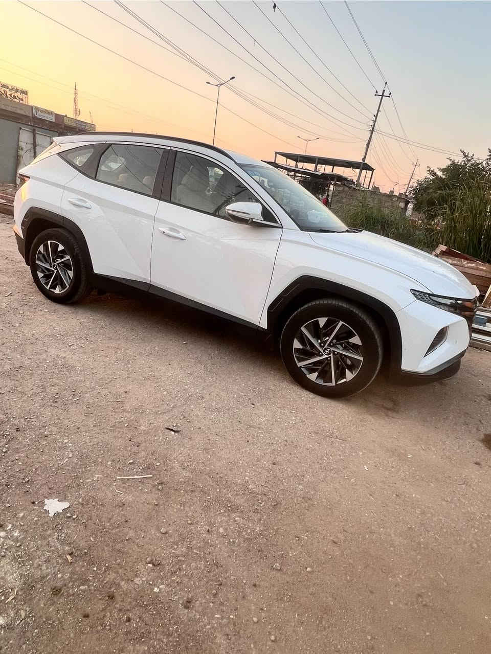 للبيع توسان 24كفاله عامه تحويل ثاني يوم تخم تاير جديد قبل 10ايام شديته السعر 225 بيها مجال قليل(***********)
