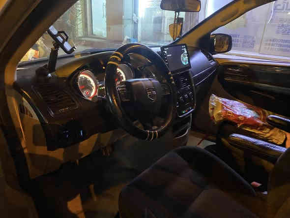 لبيع دوج كرفان مديل 2016 مكينة كير مقفولات جاملغ الخلفي اليسر حادثه فقط وبال بالعراق صبغ حزام جمالية تخون تاير صدرها تدفئة تبريد سيارة جاهزة من أين نقص هزة جديدة رقم أربيل تحويل ثاني يوم باسم خالي سياره شواصي والغود مكفولات ￼ السيارة أحلى من الصور مكاني بغداد الحرية رقم موبايلي *********** أي استفسار حاضر مواصفات السيارة عادية سعر 125 وبيها مجال سيارة مال جناي
