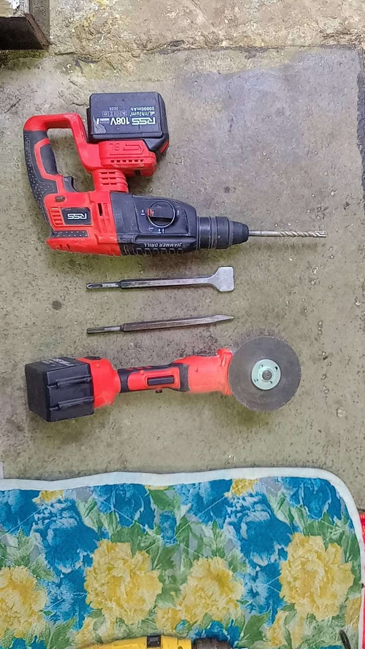 السلام عليكم
دريل همر شحن سعره 15
دريل كهرباء السعر 10
كوسره شحن السعر 15 
***********
