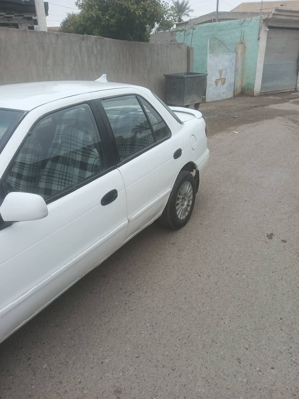 السلام عليكم للبيع سيفيا موديل 95 رقم بغداد دولي للغاية 29 بسمي هزه جديده  محرك وكير شرط نضيف حداديه صدر نضيف تايرات نضاف جام شغال السعر 35وبيهه مجال العنوان صلاح الدين الضلوعيه للاستفسار  ***********
