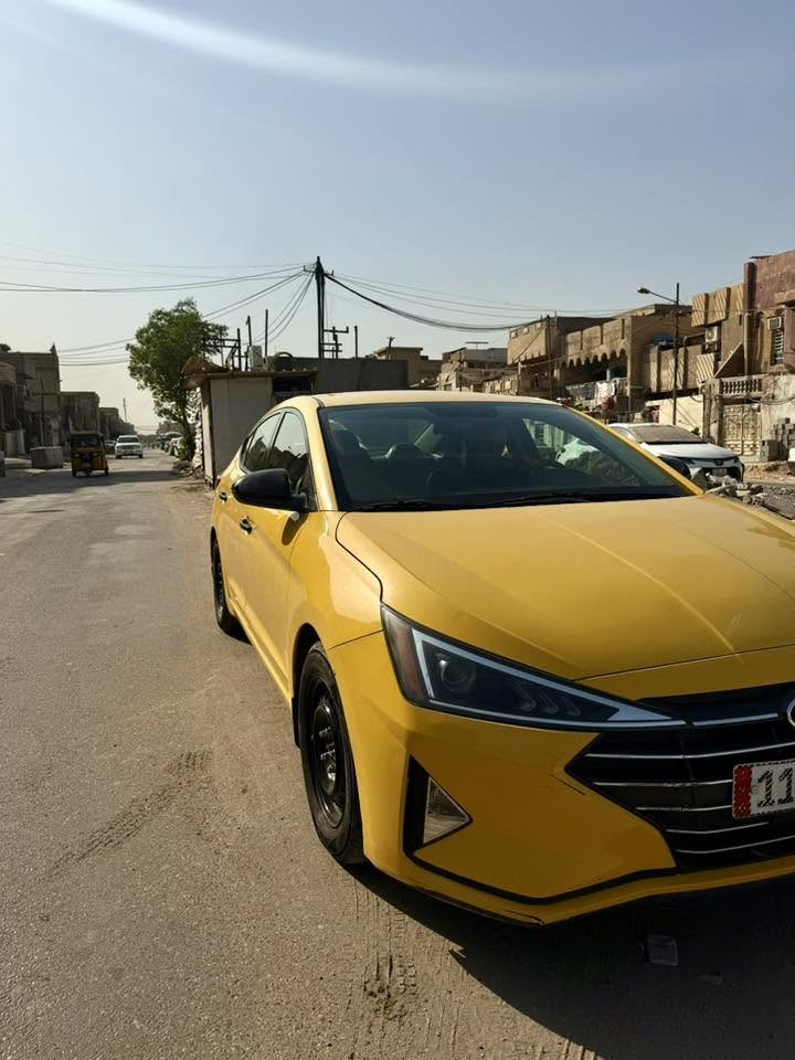 السلام عليكم
النترا موديل 2019 للبيع 

رقم بغداد بأسمي 

وارد امريكي حادثها موضح بالصور
ليبل واحد بدون تبديل وبدون ايرباك 

محرك 2000 دوش 

السيارة نظيفة واحلى من الصور بهواي مال جناي ما بيها اي نقص محرك كير كله مكفول 

ماشية 82 

مكانها بغداد ساحة مظفر 

للأستفسار اكثر الاتصال على الرقم 

***********
