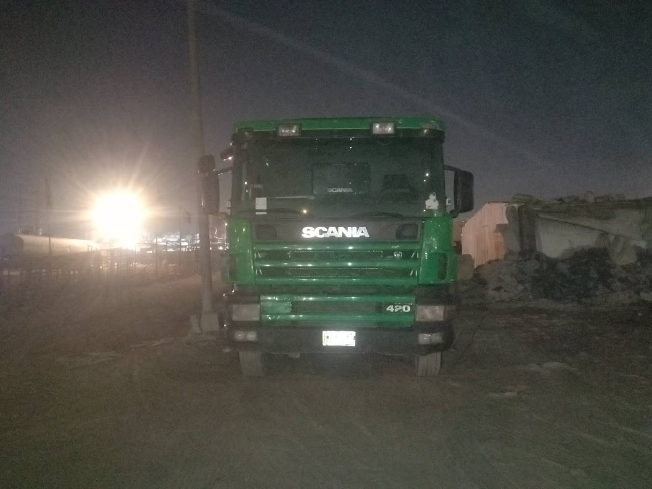 السلام عليكم اسكانيه عكرب البيع موديل 2000  إلى 27 رقم بصره تحويل مكينه انجكتر كير 3ب3 مجموعه جبليه استفسار على هذا الرقم *********** أو ***********
