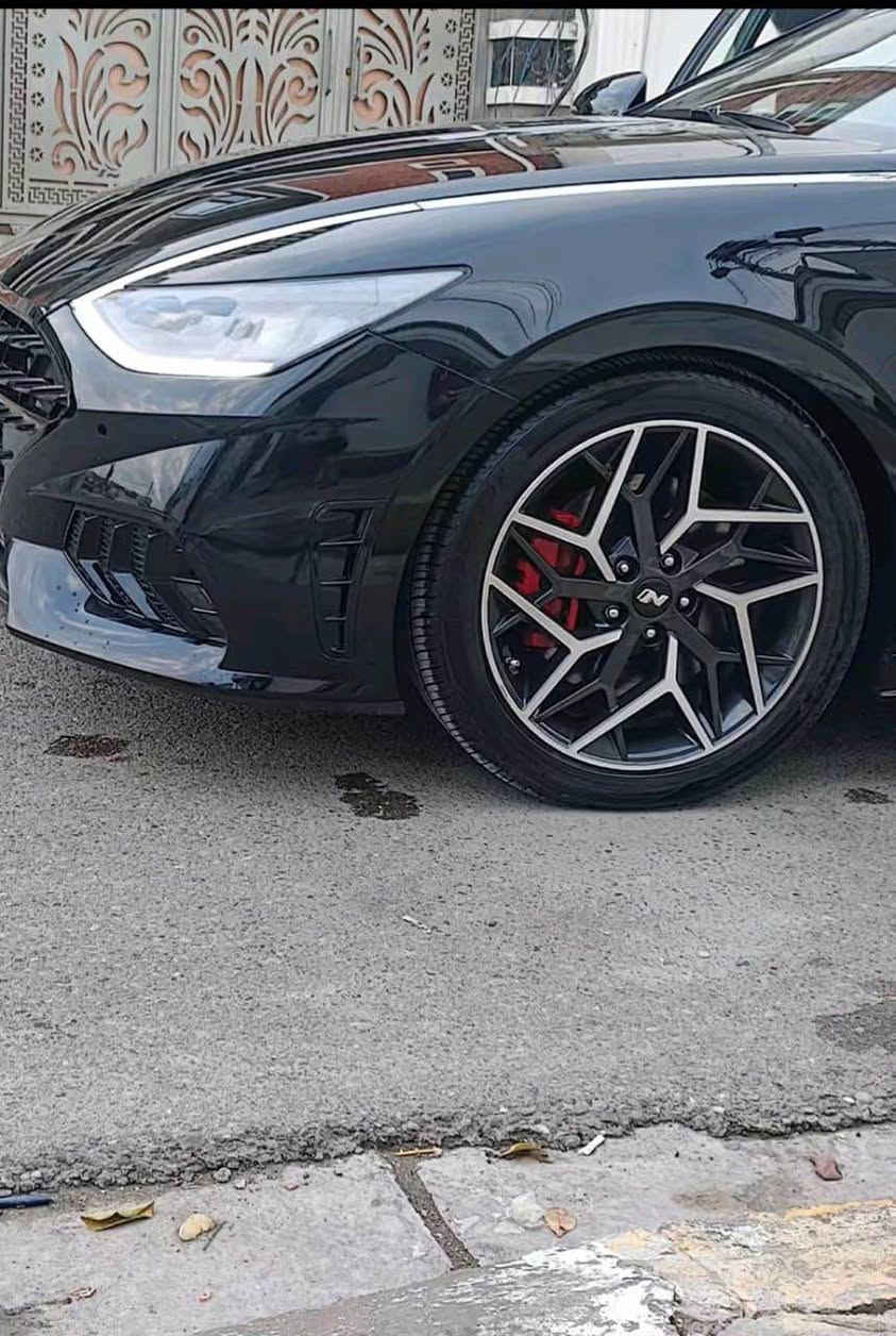 HYUNDAI SONATA N LINE 2023
  سوناتا اين لاين2023  
رقم اربيل 
فئة N-line 🚀 
السعر 210$
وبيها مجال بسيط
موديل : 2023 🩶
المحرك : 2500 توربو 🚀
الحالة : جاملغ جهة السايق وشويه من لباب كما موضح في السونار  
بدون دواخل ايرباك برده
العداد :29 ميل 
الموصفات N Line 💣🔥
1/1
كشن خزن
كشن حضن
بصمة ابواب لمس. +تشغيل عن بعد
‎بانوراما
‎كشنات كهرباء   
‎تدفئة بالستيرن
‎لايتات 2 عدسات زنون عالي ناصي
‎رادرات جوانب  +خلفي و امامي + توقف تلقائي 
‎انارة داخلية متغيرة 10الالوان
‎حساسات امامي + خلفي 
‎سستم صوت BOSE الصوت 12سماعه ودمام 
‎هاندبريك بصمة + اوتو هولد للتوقف في الازدحام
‎شاحنة وايرليس
‎منافذ USB امامي خلفي
‎تبريد قطعتين + تبريد شاشه متصلة 
‎صندوق الكتروني يفتح عند الاقتراب
 دبل اكزوز محرك2500 تيربو✈️ 
‎ بكلايتات امامي خلفي لد  
‎شفتات بل ستيرن 
‎نضام الترحيب عند الاقتراب داخل وخارج السيارة
‎ويل سبورت 19 N 
‎نضام تحديد المسار للسياقة بين الخطوط
‎مستشعرات بل باب من تفتح الباب تتوقف السياره
‎نضام normal +sport +sport plus +custom 
بانوراما
‎
تبريد مركزي +تبريد لمس
مكانها الانبار/ الفلوجة 
0780 330 9873 بغداد, العراق
