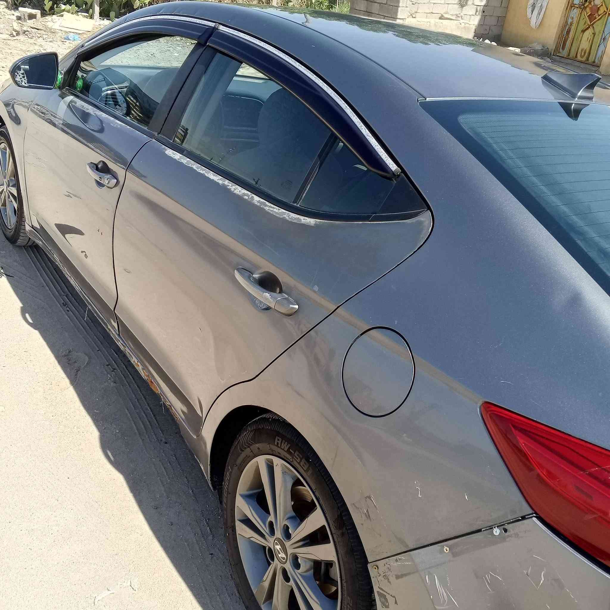 سلام عليكم النترا 18 امريكي
كفالة من العيب الشرعي والكص والاصوليات فقط
تبريد حدادية كهربائيات كلة شغالة السعر 82 وبيه مجال 
المكان ناصرية سوق الشيوخ للاستفسار الاتصال بالرقم 
***********

