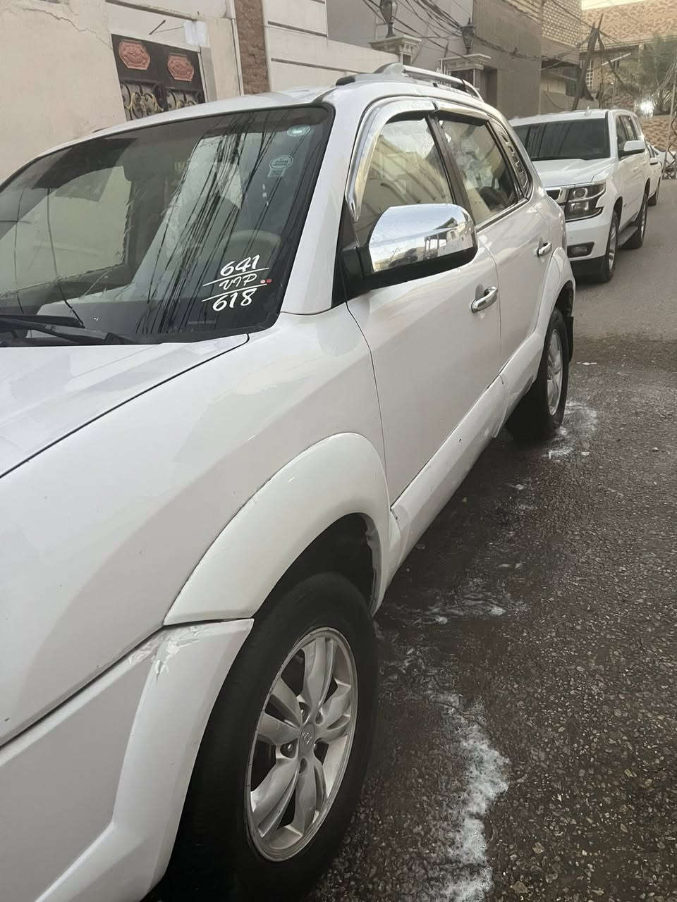 السلام عليكم توكسان خليجي 2010بيه باب مبدله مال سايق رقم أربيل تحولين ثاني يوم تبريد حديديه مكينه فول دايرات جدد سياره خير من الله المكان نجف السعر 120بيه مجال الاتصال عله الرقم *********** 
التصال وتساب ***********
