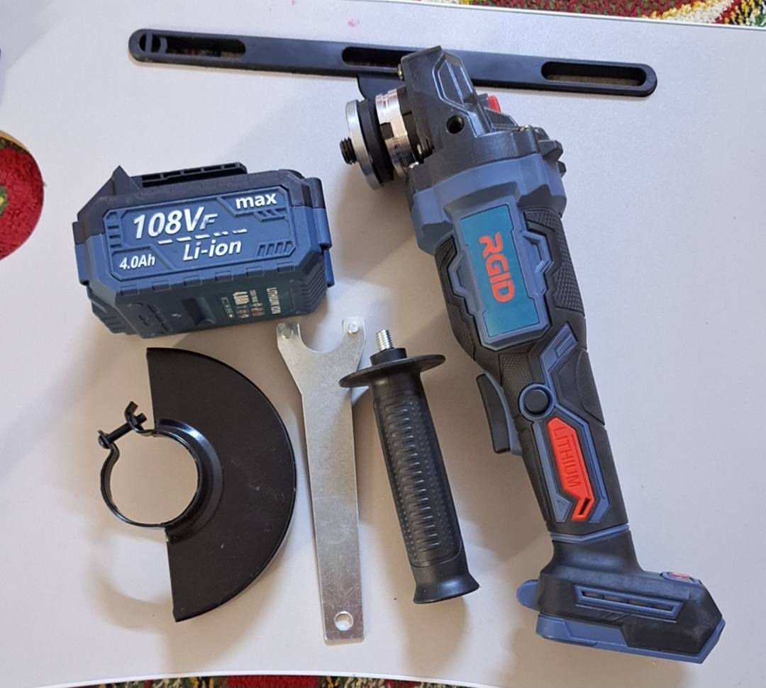 عدد يدويه برشلز سعر ٣٥ مع توصيل


**إذا كنت صاحب هذا الإعلان وتريد حذفه لأي سبب، رجاءا أرسل رسالة إلى الدعم الفني**