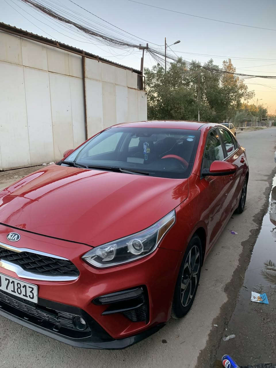 سلام عليكم
كيافورتي 21 هزه وسنويه جديده حادث سطحي جاملغ وشويه من بنيد وشبر من الباب تخم تاير جديد مكينه كير كفاله تحديد مسار وهواي بيهه موصفات معروفه 
٣ انضمه قياده ماشيه 74 سياره مال بيت قليل ستخدام 
بسمي عنوان حي الجوادين مال شغله 
***********
