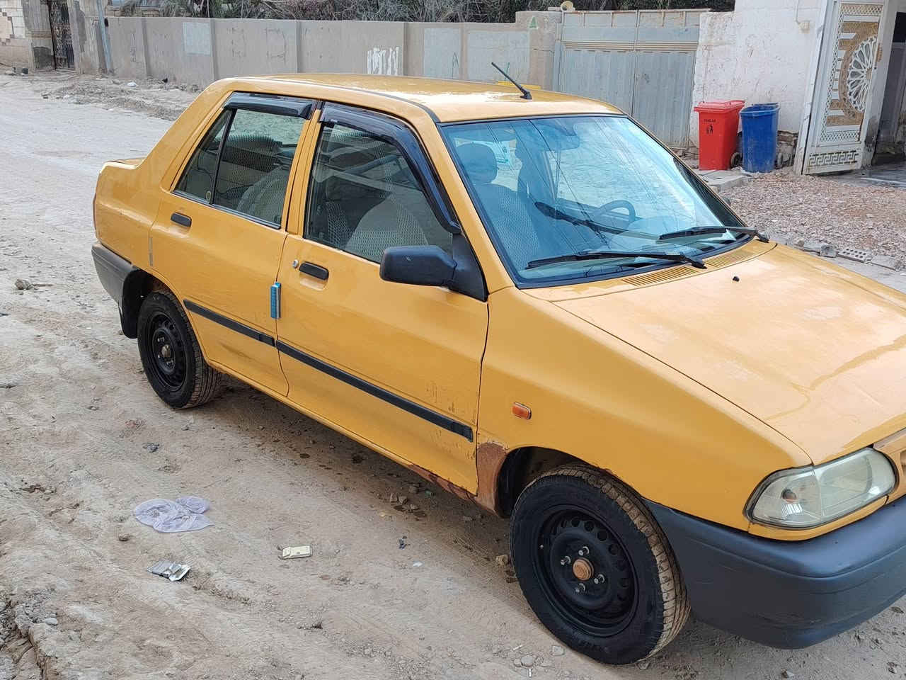 السلام عليكم سايبا 2015 للبيع مكفوله من الضربه رقم بغداد الانكليزي سنويه بسمي مالك ديوانيه سنويه لل27 مصفره هيئه وغرامات السعر 33  المكان ديوانيه ***********
