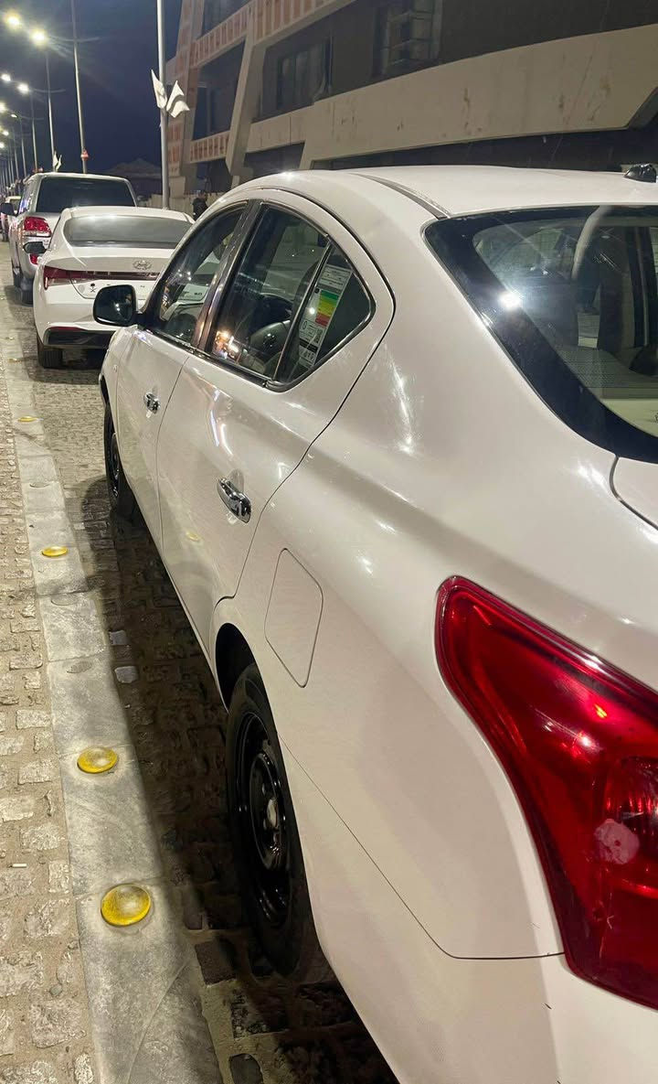 نيسان صني 2020 هندي رقم اربيل  بيهه بس الطخة الي بالباب والباقي كفالة  السعر 100 موبايل *********** البصرة, العراق
