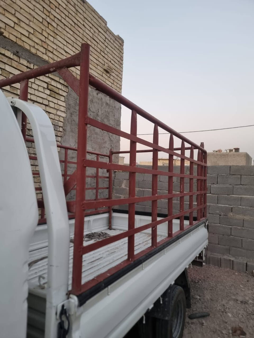سلام عليكم محجر كيا نثيه للبيع سعر 200وبي مجال قليل مكاني بغداد شعب ***********
