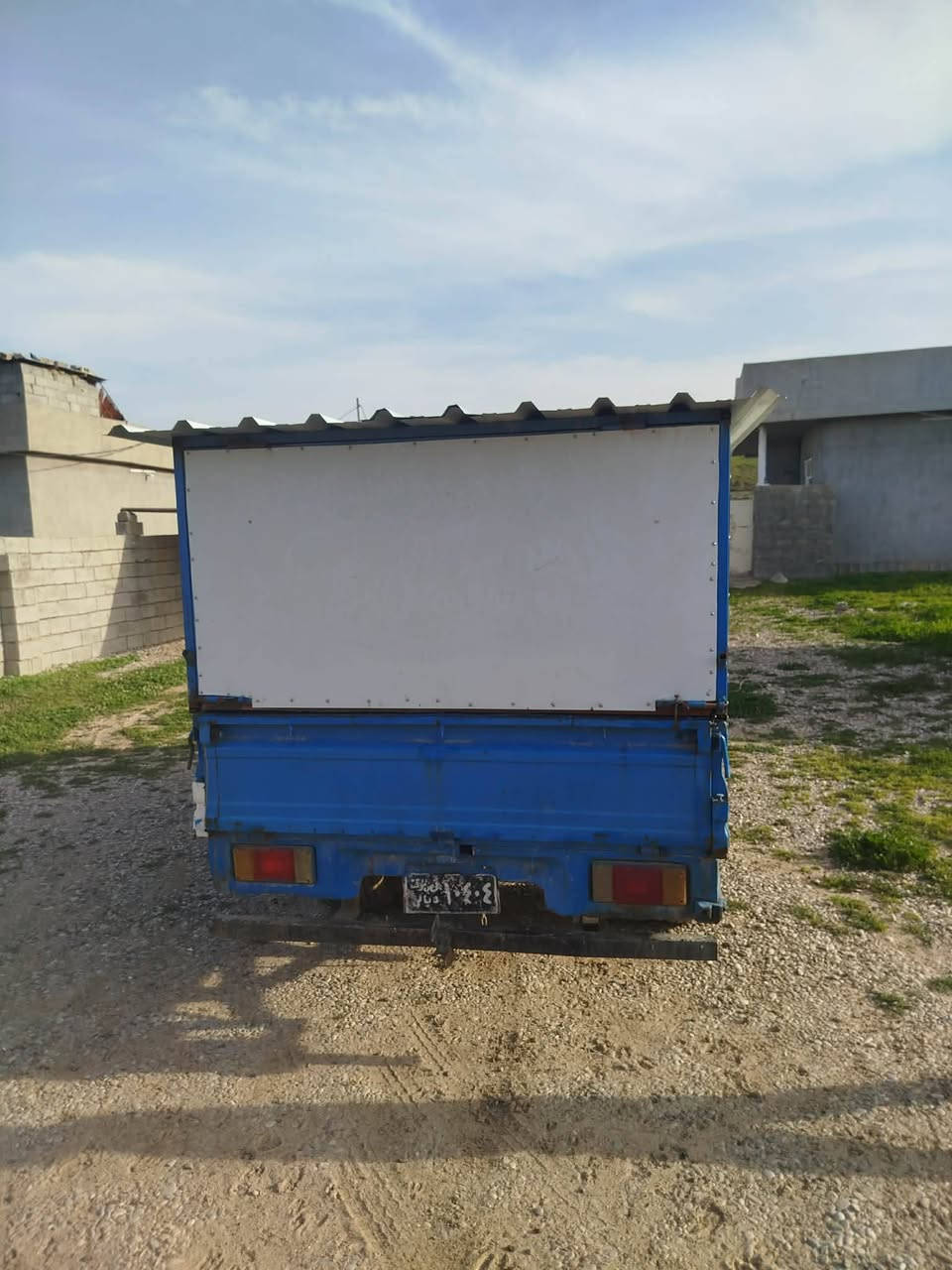بۆ فرۆشتن و گۆڕینەوەش دەکەم لەسەر دڵ گرتن

سعری26
مەنفێس 
ماڵێ کاسپیە

شوێن کەلار

***********
