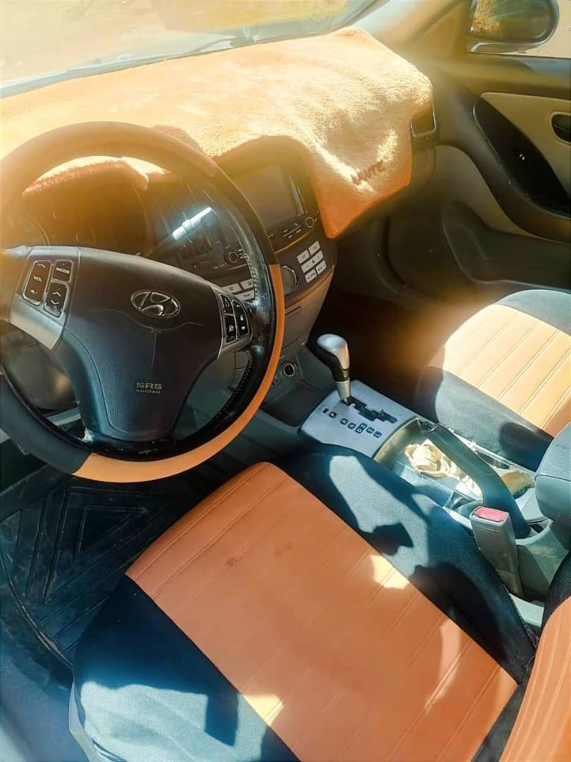 🚘معرض أوج للسيارات🚘
افانتي منفوخة 2007 
 قير اتوماتيك
 شاشه اندرويد 
 كهرباء وحساسات فل
 بوهية شـركة 
 ترخيص منتهي
 تكييف ثلـج
 صالون نظيف
 قوائم وعتب فل
 المكـان الكلاكلة اللفة
مطلوب 42 نهائي نهائي 
 عمولة 400 من المشتري0923123841


**إذا كنت صاحب هذا الإعلان وتريد حذفه لأي سبب، رجاءا أرسل رسالة إلى الدعم الفني**