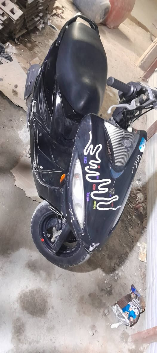 السلام عليكم دراجه كامكو للبيع بيع مستعجل ممتاز السعر 250 بيها مجال شي بسيط ***********
