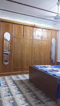 غرفه نوم • للبيع • نظيفه