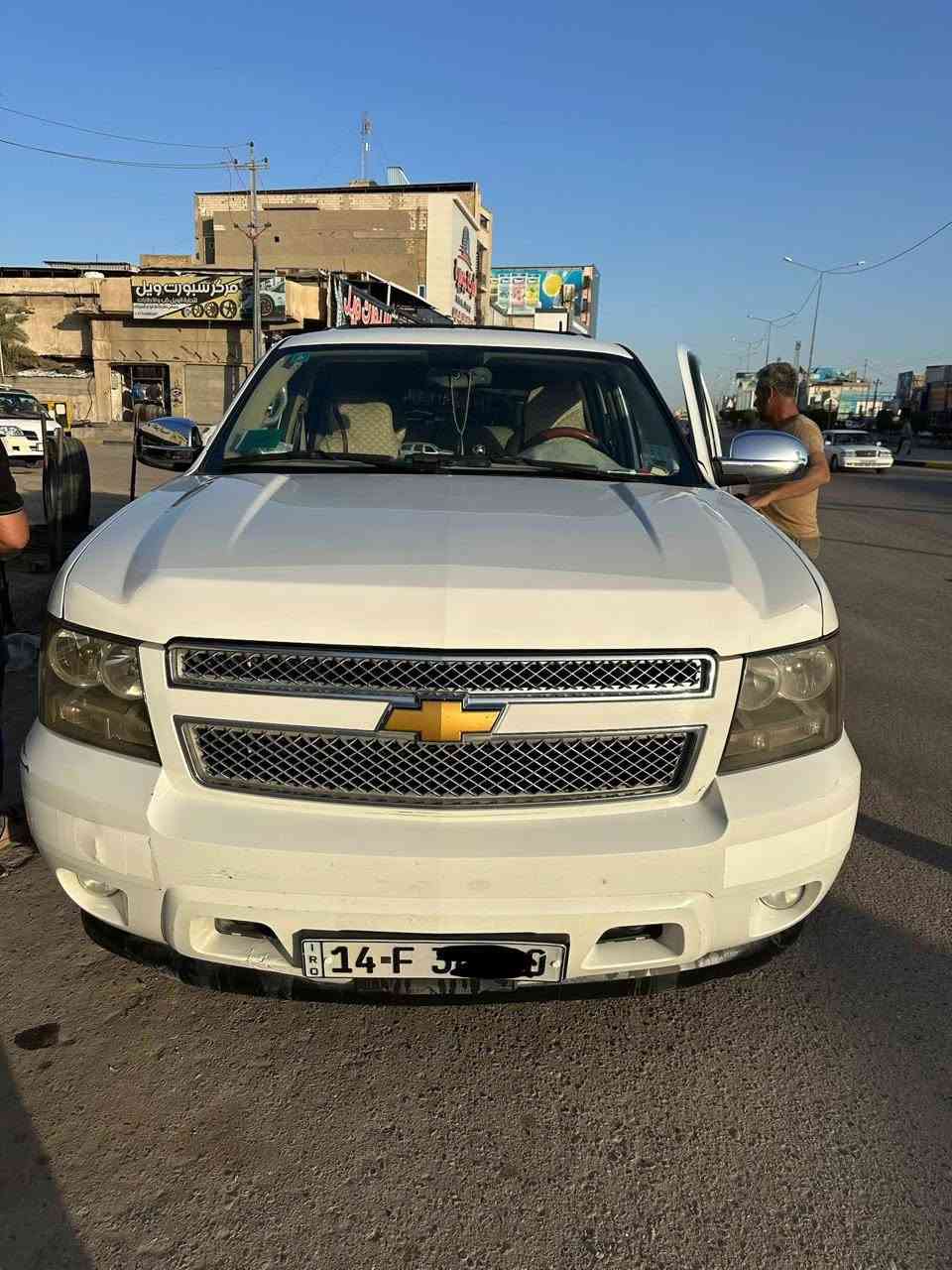 سلام عليكم تاهو موديل 2009 وارد خليجي رقم  بصره دولي انكليزي لون ابيض باسمي مكفوله كفاله عامه ماعدا ارباع البيبان حداديه 90 بالميه تايرات 90 بالميه تشغيل عن بعد مواصفات LT سياره عنواني بصره مركز البصره السعر 190بيها مجال ان شاء الله لتواصل 
***********
