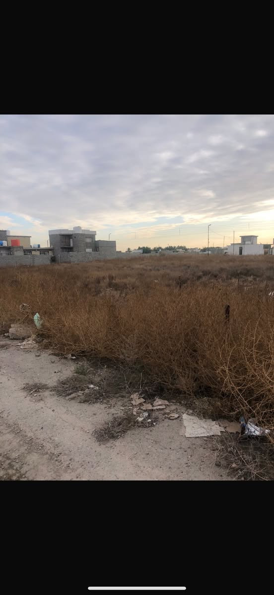 قطعة أرض للبيع هور رجب قرب المنتجع 625 متر ***********
