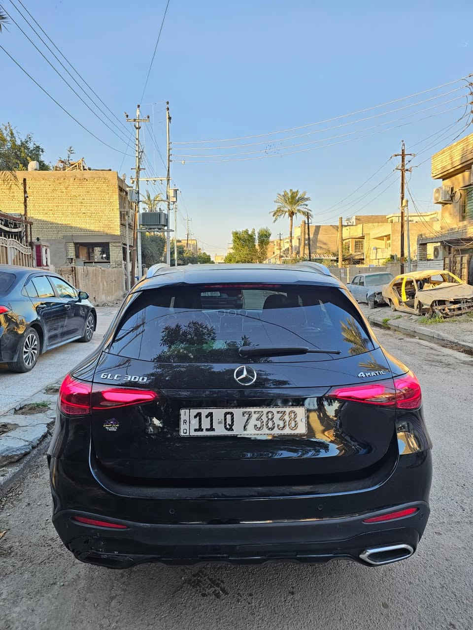 مارسدس2024 للبيع
السيارة فئة GLC300  فول مواصفات 4matic 
بانوراما كشنات كهرباء
 كشنات جلد بصمة شاشة كبيرة 
تحكمات تبريد قطعتين
 كشن ذاكره داخل احمر واسود 
صندوق كهرباء سايد بريك بصمه 
ستيرن كهرباء گير تعليك 
ماشية 2000 ميل زيرو على زيت الشركة 
تدفئة تبريد كشنات + تحتوي 4 انظمة قيادة
سونار مرفق بل منشور 
محرك 2000 توربو
السعر 295 $ وبيه مجال 
بيع أو مراوس
العنوان بغداد حي البنوك
***********
