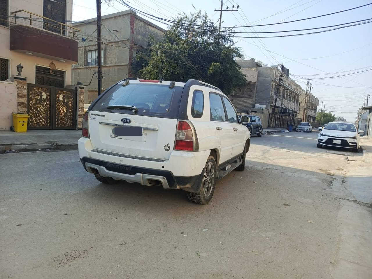 السلام عليكم اخوان للبيع كيا سبورتج موديل 2009 رقم بغداد الدولي رقم وسنويه وهزه كله جديد محرك 2400 سياره كير محرك داخل ميكانيك كله شغال سياره بيها صبغ صفحه وربع القماره فقط السعر 95 ورقه وبيه مجال لشراي للاتصال بل رقم *********** مكان سياره بغداد بغداد, العراق
