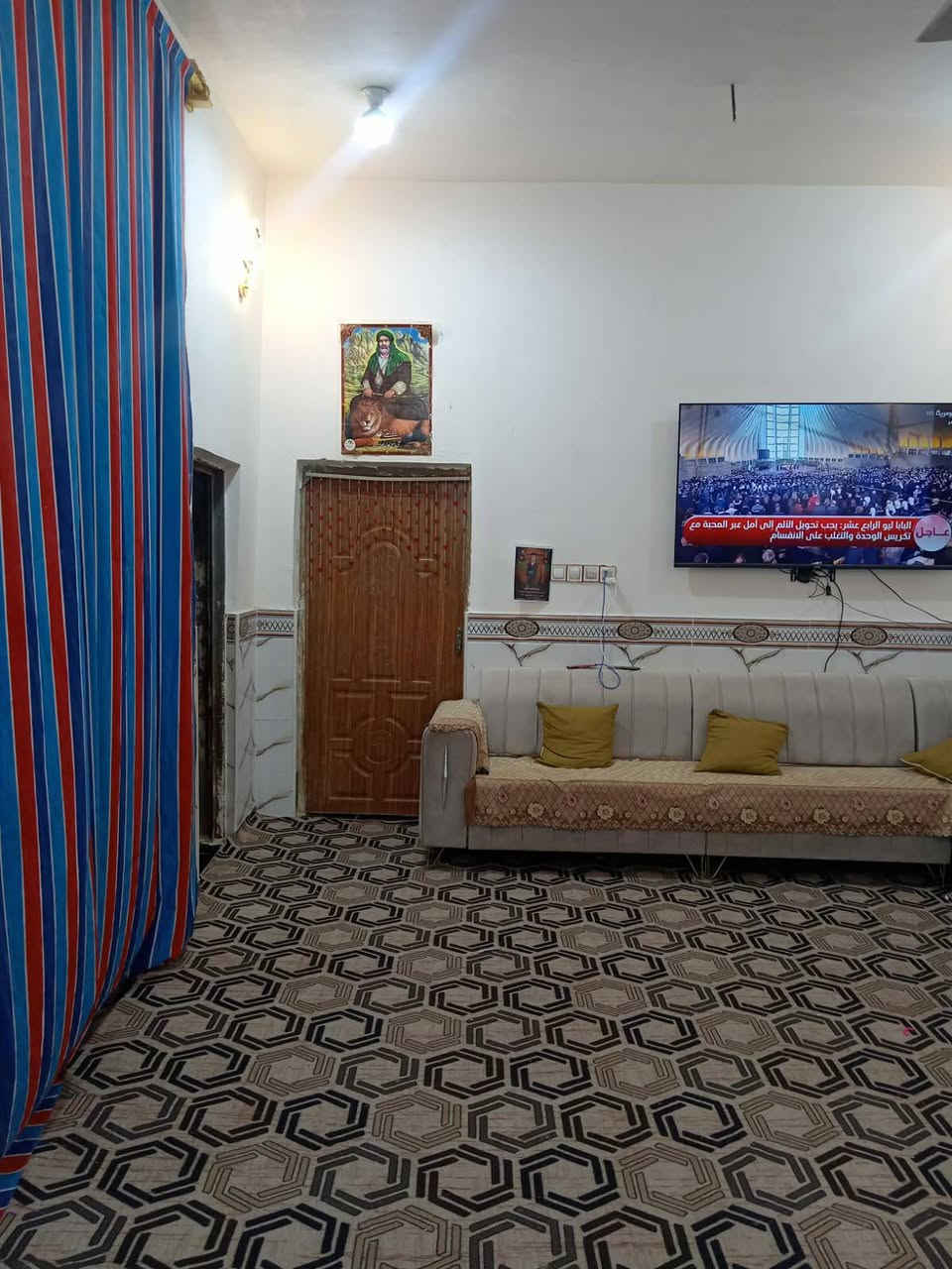 دار للبيع الرميثه ال شو يجه
قرب مدرسة الشاكرين مساحه
210متر يباع اقصادمقدمه20
والباقي كل شهر 500للاستفسار
الاتصال على الرقم الموجود 
***********
