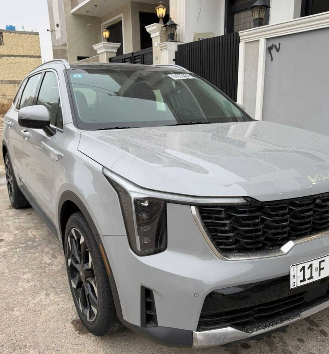 سورنتو 24 EX VIP لون سموك حادث تبديل صندوق وبارد بالجلملغات الخلفيه ماشيه١٣الف ويل ٢٠
بدون ايرباك صور الحادث مرفقات مع المنشور 
رقم بغداد دولي 
مكينه 2500توربو 
للاستفسار ***********
