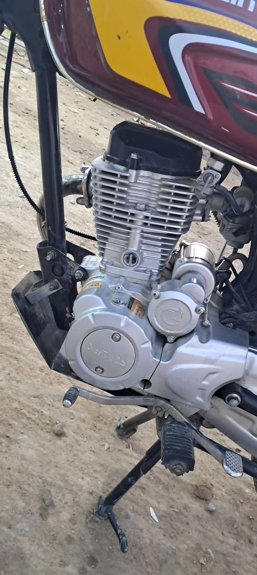 سلام عليكم دراجه سافانا موديل ٢٤ محرك ٢٠٠ لبيع ولمراوس   سعر ٨٠٠وبيه مجال لشراي تشتغل سلف بصمه وريمان حساس عنوان واسط العزيزيه  للاستفسار الاتصال على الرقم ***********
