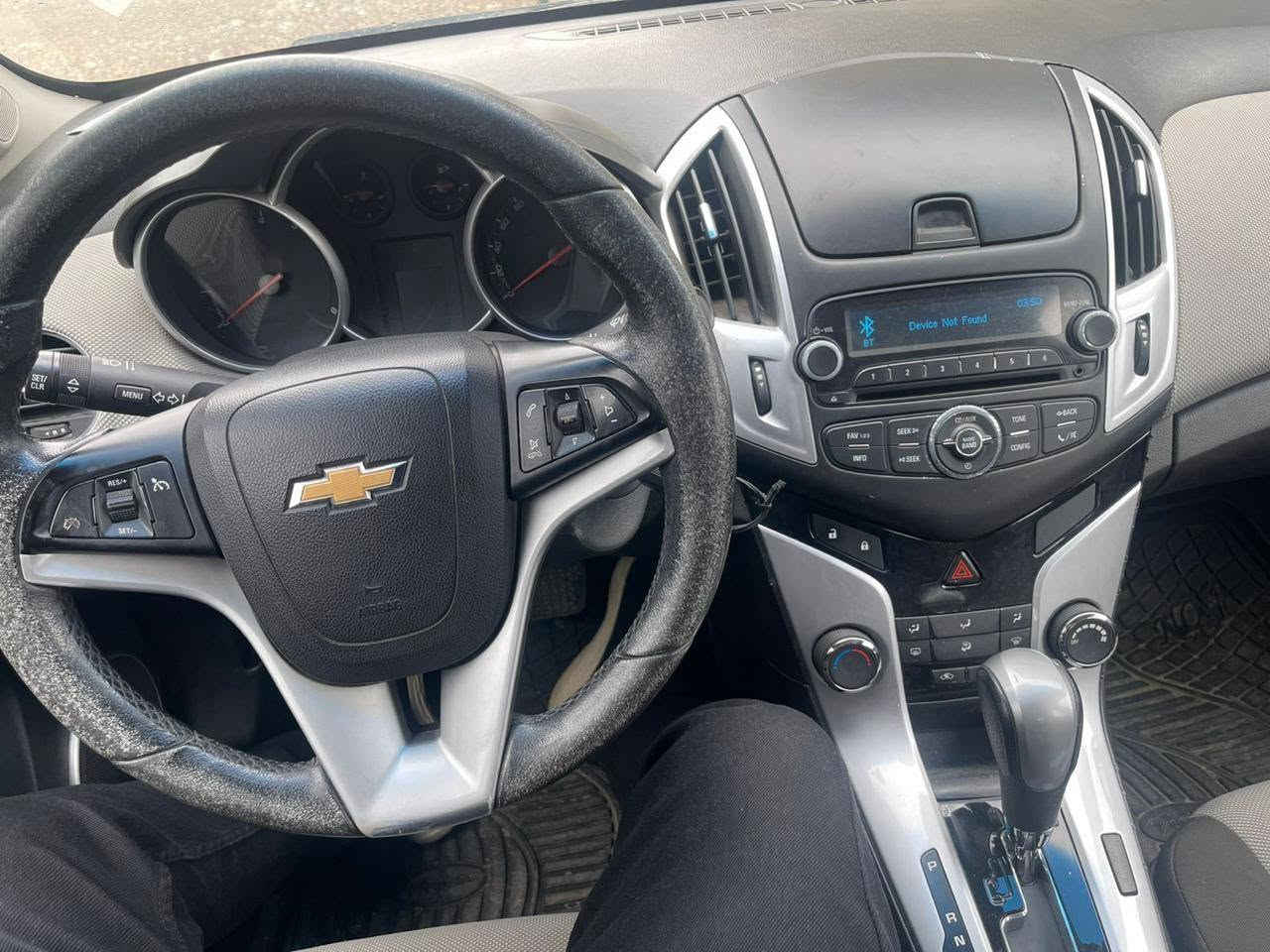 كروس ٢٠١٥
محرك ١٨٠٠ رقم اربيل بأسمي بدون صبغ حتى الدعاميات
فقط باب الصدر تبديل بلادي اثر طخة
طخم تاير السعر ٨٧ وبيهه مجال حك الجية المكان بغداد البياع
***********
