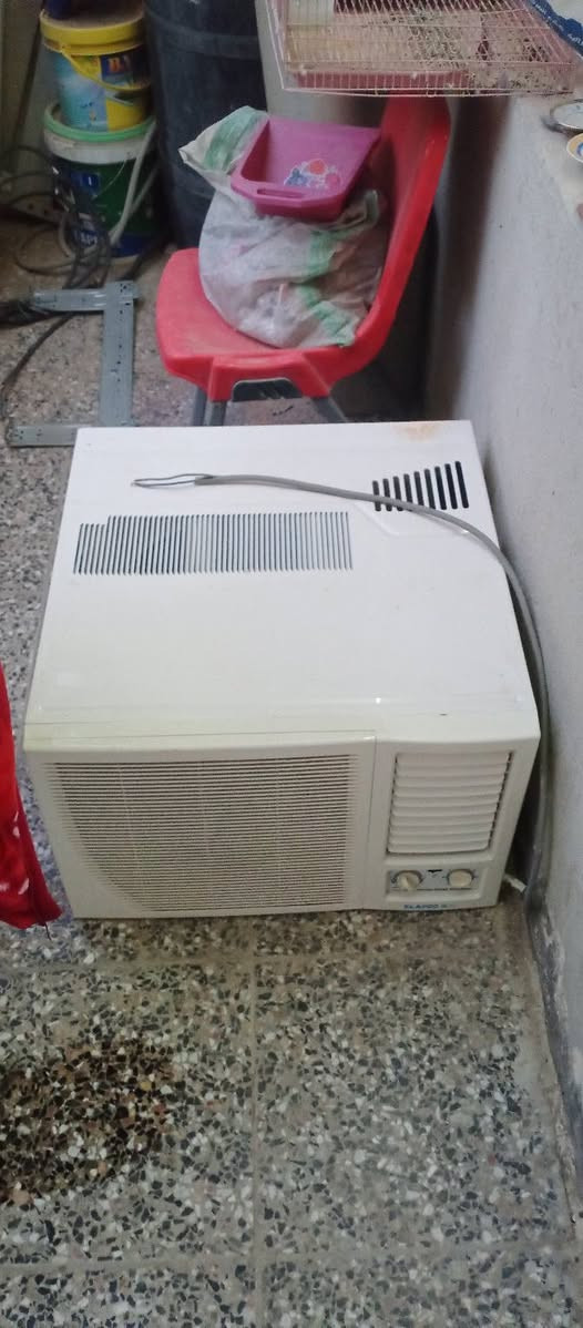مكيف طنين للبيع مكان بغداد الخطيب
***********
