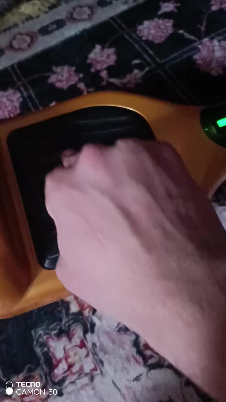 سلام عليكم سكوتر البيع ثقيل مو خفيف مكاني بغداد أم الكبر والغزلان ***********
