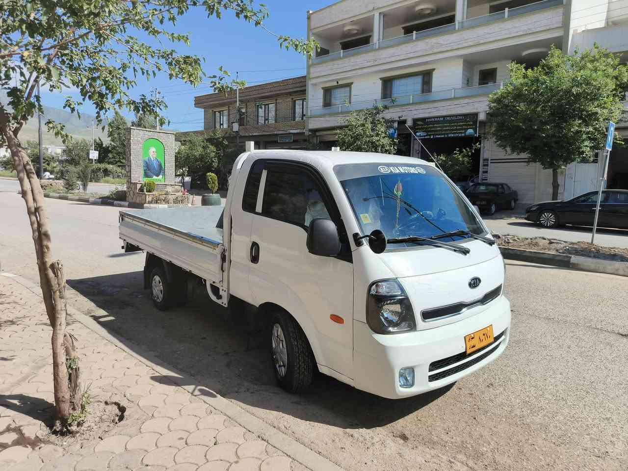 بە ناوی خودای بالادەست
کیادوتەنی براوە مۆدێل بیلاد٢٠١٣كراوه به 2022 مکینە ره شي سؤپه ر٣٠٠٠ناوبۆدی تیایە ڕۆن وهایدرۆلیکی گۆردراوە وبرێک وکارەبای بەسەراوەوتە بریدساردوگەرم ئیش دە کات کامل کارەبای مەزبوت چركه ي تيانيه مه زبوت سيعركؤتاي 65$شوێن هلبجە شهید تێبینی کۆدی بۆنە کراوە تازە داخلە تایە کانیشی زۆرباشن وتازەن ***********
***********
