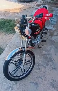 اخوان دراجه سيفان اوراق كاملا الدراجه فول نضافه ائ عيب مابيهه السعر 42...