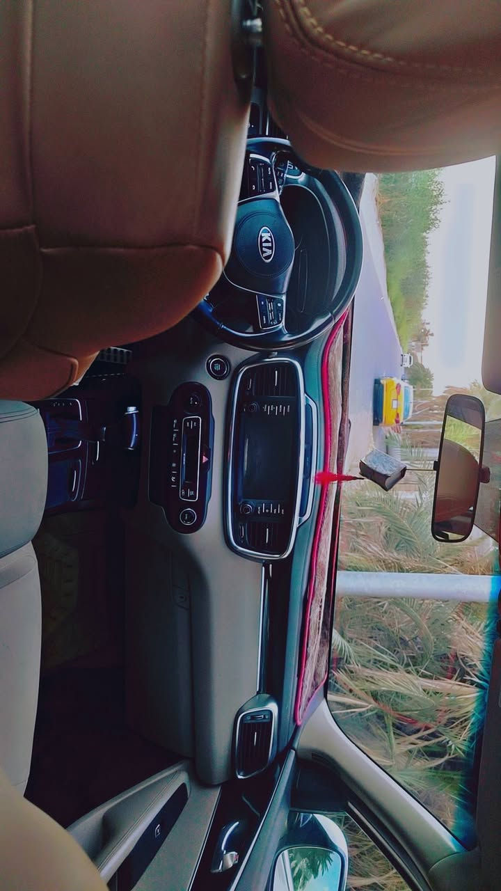 سورنتو ٢٠٢٠ خليجي.  السعر ٢٢٠ بيه مجال بسيط @
رقم قادسيه ألماني 
حساسات
لد امامي
بصمه
اشاره ترحيب
جنطه كهربائيه
مكينه ٦سلندر
٧ راكب
ويل كروم
كامره دواره
تحكم قياده
ماشيه ١٠٠ الف
بيه ٣ قطع رش
مكان السياره سماوه الرميثه
غير متواجد عالنت الاستفسار ***********
