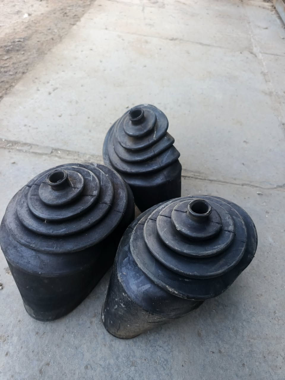 عنوان بغداد جرف نداف محل قيصر تصال ***********
