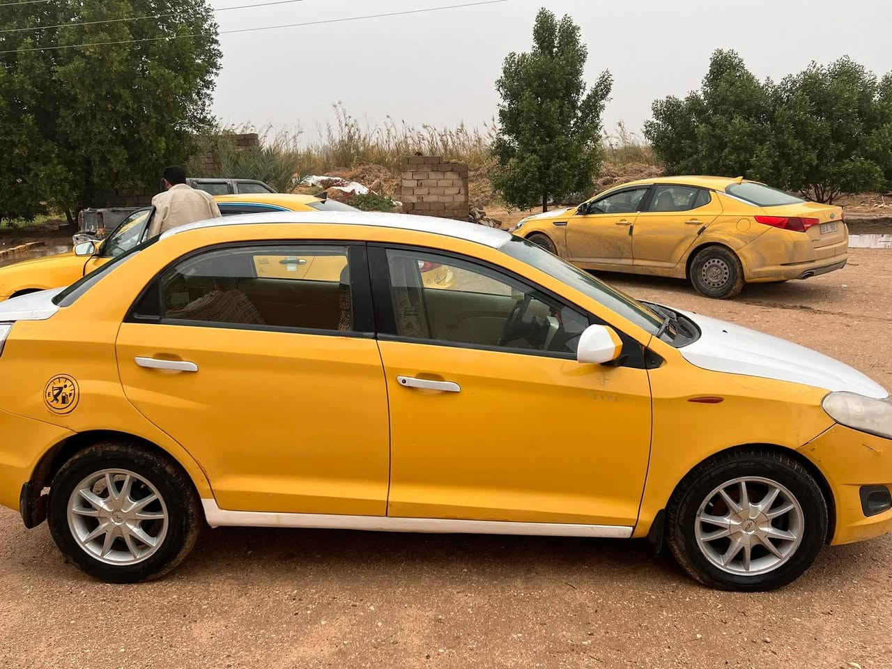 شيري فلاوين موديل 2013
مصفرة هيئة و غرامات
شرط التحويل 
سنويه طايفه 2023
السعر 32 و بيها مجال بسيط
السماوة- الهلال 
***********
