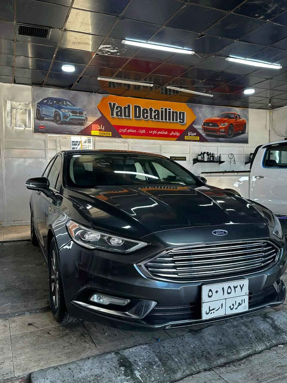 فۆرد فیوشن ٢٠١٧ مەکینە ١٥ تۆربۆ بەشەرت، تەحویل وبەناوکردن بەشەرت فول مواسەفات کوشن جلد و هیتەر، گێڕ ماوس و تەبرید مەرکەزی، دەرگا بەسمە، تەبرید و کارەبای و سەنەوی و تەقەو ڕەقەی بەشەرت ، سەیارەکە ٦ پارچەی کلێرە بەبێ دەعم ئێرباگی نەتەقیوە هەتا دەعامیەکانیشی بیلادیە ، هەموو شتی بیلادیە و گێرو مەکینەی بەشەرت, ٧ وەرەقەی خەرامە لەسەرە سەیارەکە هەموو گیانی بەشەرتە بڕاوەو وەرگەڕاو بەشەرت سەیارەکە لە کۆیەیە سعری ۱٠٥ معامەلە 
ژمارەی مۆبایل :
*********** كويسينجاك, أربيل
