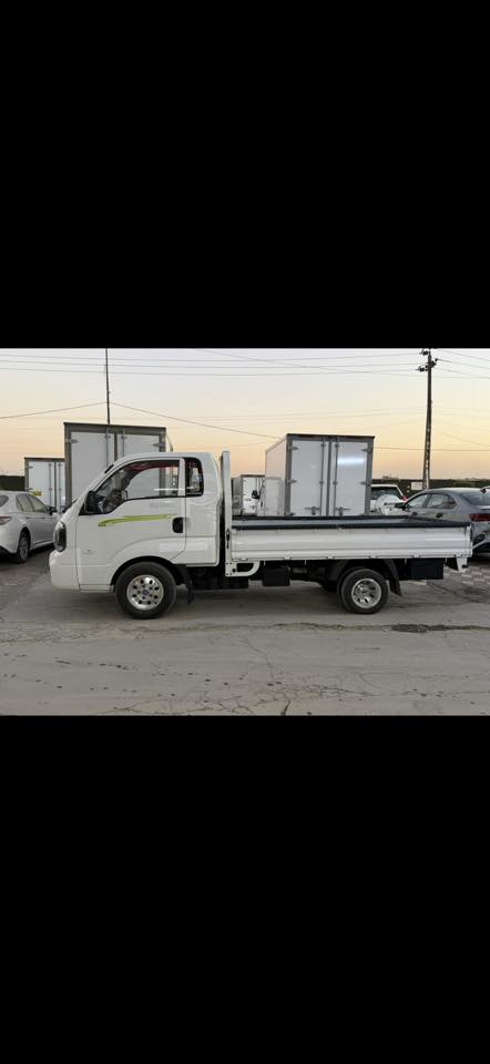 للبيع وياله تخم كروم اصلي خلفي 13 امامي 15 بدون عواج بدون فطر نضاف مكانهن بغداد سعرهن450 وبيهن مجال ***********
