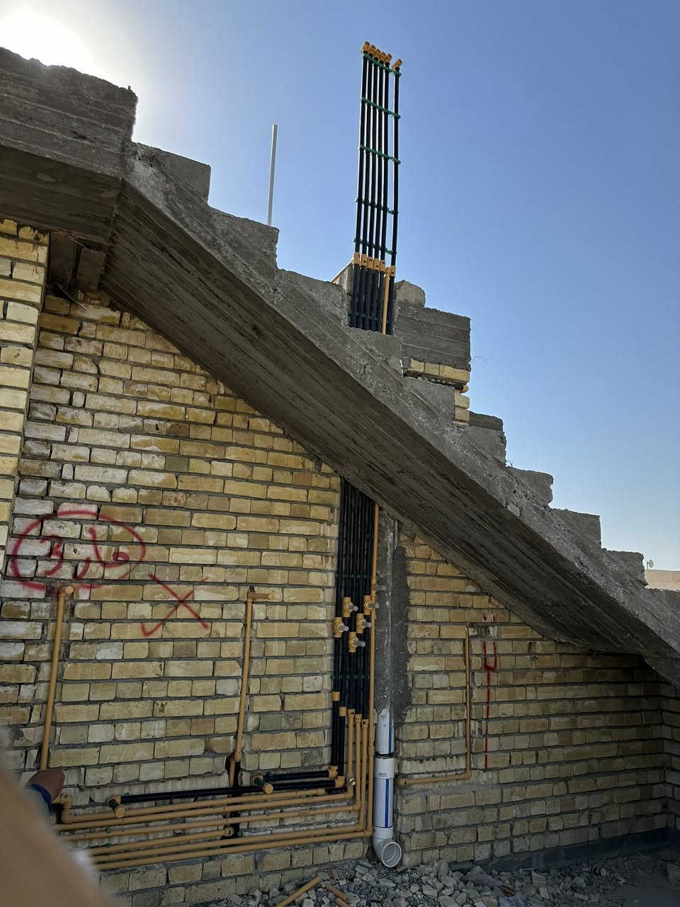 هل لديك مشكلة في تمديدات الماء؟
تسريب؟ ضعف ضغط؟

✔️ تمديد أنابيب الماء بطريقة احترافية
✔️ كشف ومعالجة التسريبات
✔️ تركيب الخلاطات والمغاسل والسخانات
✔️ نصائح مهمة لتفادي الأخطاء الشائعة

مستعدون لتأسيس المنازل بأحدث انضمه السباكه

📞 للحجز أو الاستفسار تواصل على الخاص أو عبر الهاتف: ( *********** )

خبرة • دقة • عمل مضمون
