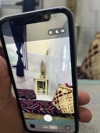 ايفون 11 ذاكره 64 يوجد طخه بالشاشة و الكاميرا الاماميه تحتاج تنظيف سعر...