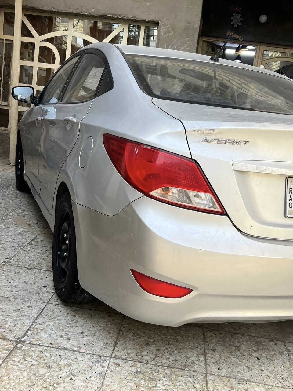 السلام عليكم
اكسنت خليجي 2016 للبيع
مكينه ١٤٠٠
بيه جاملغ الامامي بارد وبيه طخات بالدوس 
سياره خليجي بله صبغ تحويل ثاني يوم 
صدر امامي خلفي جديد قاعده فيت بم اصلي نوزلات بلكات جدد تخم تاير جديد دوشمه جديده سياره برغي مناقصه
وبيه تاخير بنمره ثالثه فقط 
السعر ٨٢ وبيه مجال 
العنوان الامين نواب ظباط
***********
