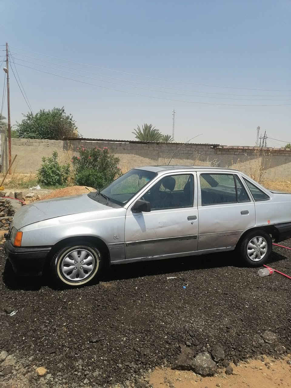 اوبل كاديت رقم نينوى دولي الكشر كدام العين كيرومحرك شرط سنويه وهزه جديده  السعر 22 ورقا وبيهامجال الاتصال ***********
