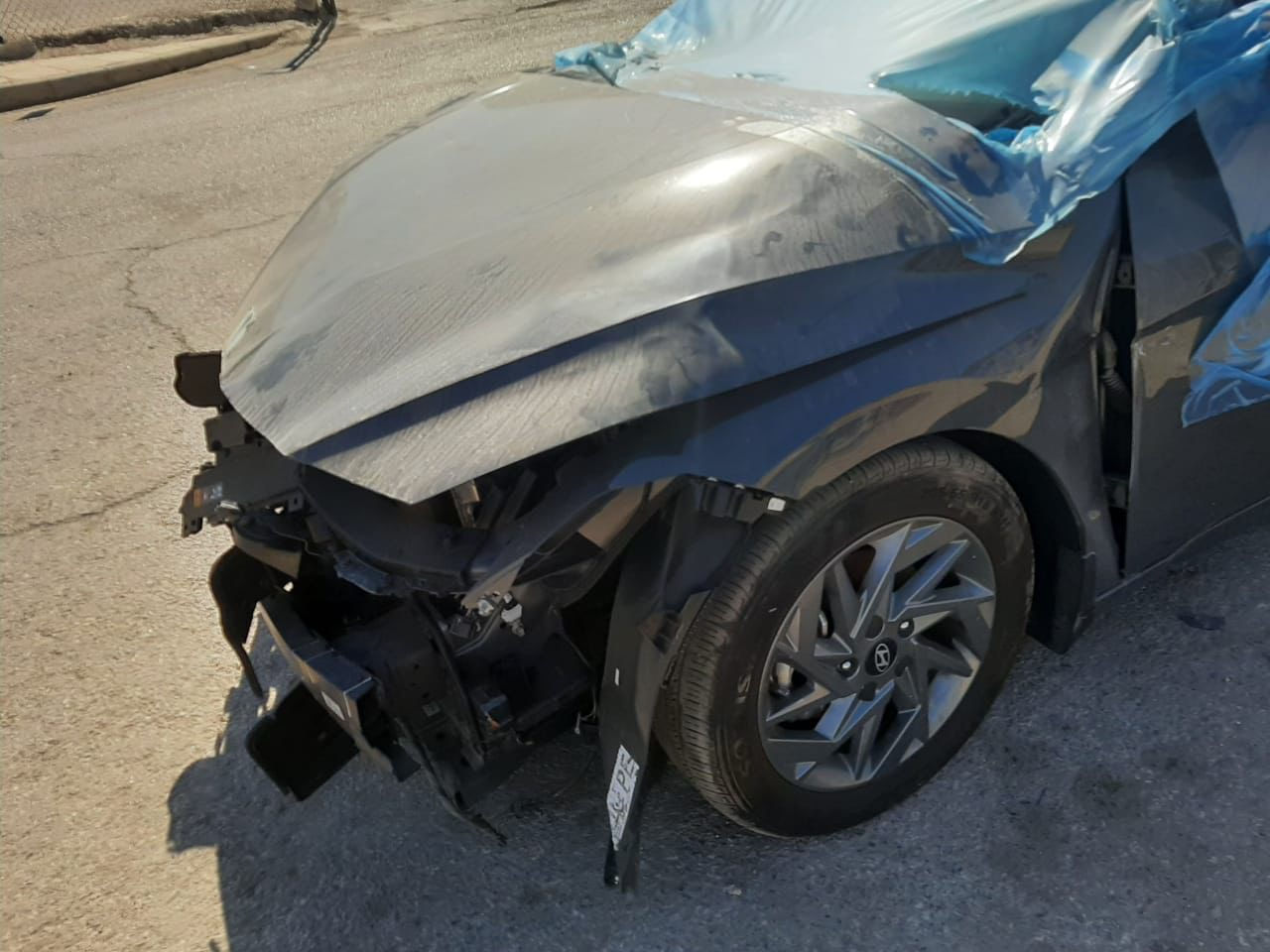 سلام عليكم النتره موديل 2024 تحكم استيرن شاشه جبيره رادار  مكينه 2000 بصمه تشغيل عن بعد سياره جاهزه نص فول مواصفات النتره المعروفه السعر 129العنوان بغداد الامين الثانيه الهاتف *********** السياره باسمي تحويل ثاني يوم
