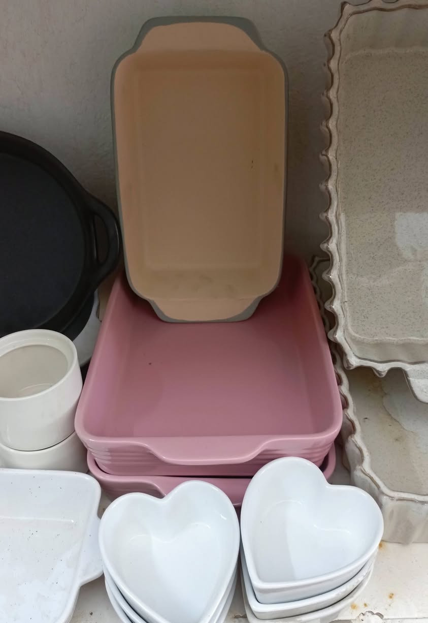 قوالب بايركس الاصلي 

سلام عليكم 
اللهم صل على محمد وال محمد 
وصول  البايركس البريطاني نقشات حفر عاليه جوده وسعه حراري داخل وخارج جميع الاحجام  يدخل جميع الافران ومايكروا الاصلي كبير وعميق جدا يدأت صب 
 الالوان المميزه النازكة 
  بايركس عميق  وسعة حراري عالية الجودة  اشكال مختلفه

#زورونا ونورونا
#العنوان الديوانية قضاء البدير شارع السايدين مقابل الصوره مجاور نعمان للاعشاب 
#متوفر توصيل كافه المحافضات ...


**إذا كنت صاحب هذا الإعلان وتريد حذفه لأي سبب، رجاءا أرسل رسالة إلى الدعم الفني**