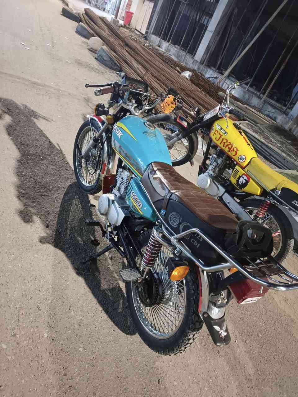 23  كلك كلك بيها بليته او رقم شاصي سعر قفل 400 قفل مكاني صويره حي السرى بشارع الفوج
***********
