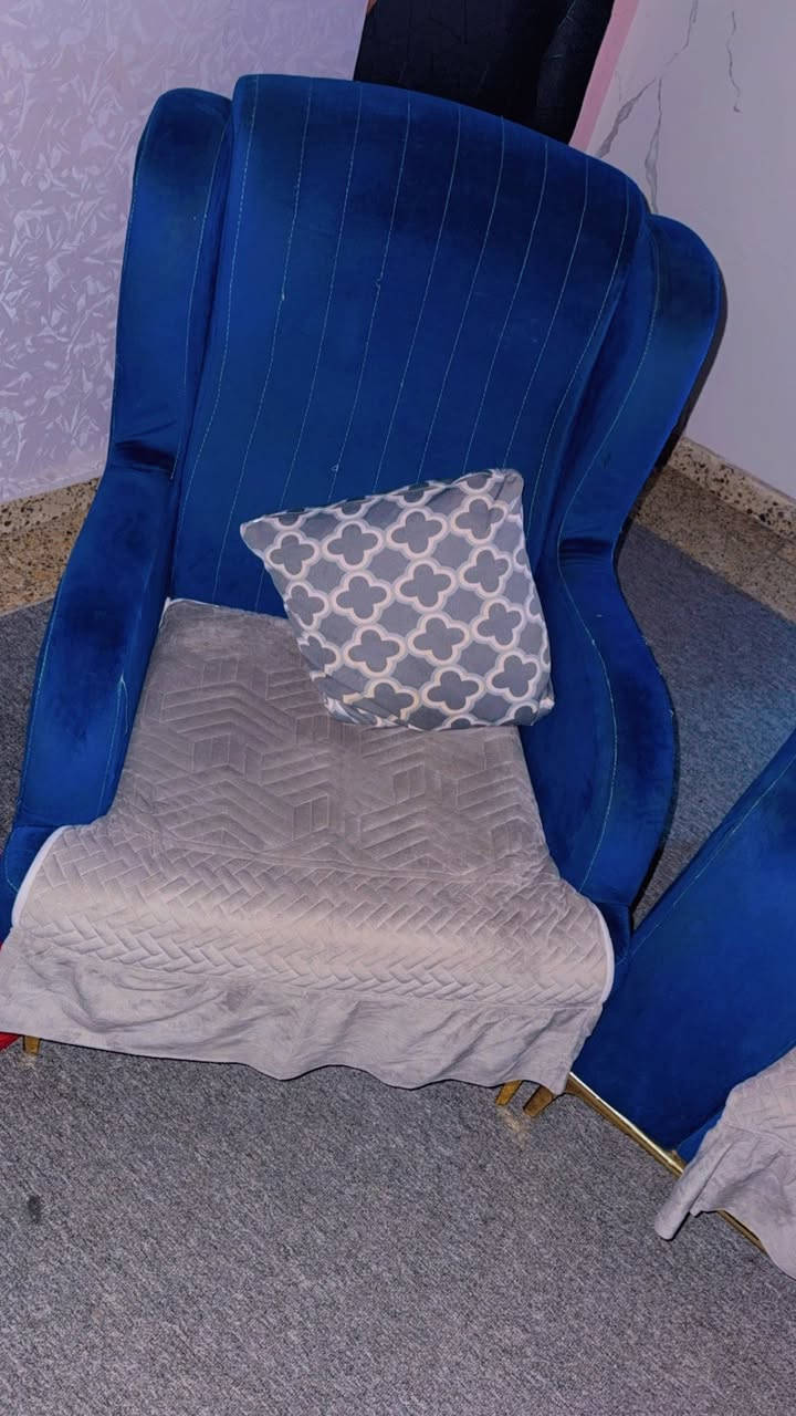 تخم للبيع 8 مقاعد
سعر 300 وبي مجال 
مكان بغداد


**إذا كنت صاحب هذا الإعلان وتريد حذفه لأي سبب، رجاءا أرسل رسالة إلى الدعم الفني**