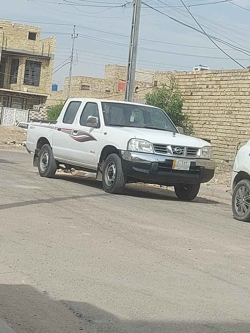 نيسان شبوط موديل 2009  رقم ميسان مكينه كير حداديه تخم تاير تبريد  بيه رشات صبغ قليله سعر 95 مكان السياره العماره الاستفسار الاتصال على الرقم *********** عمارة, ميسان
