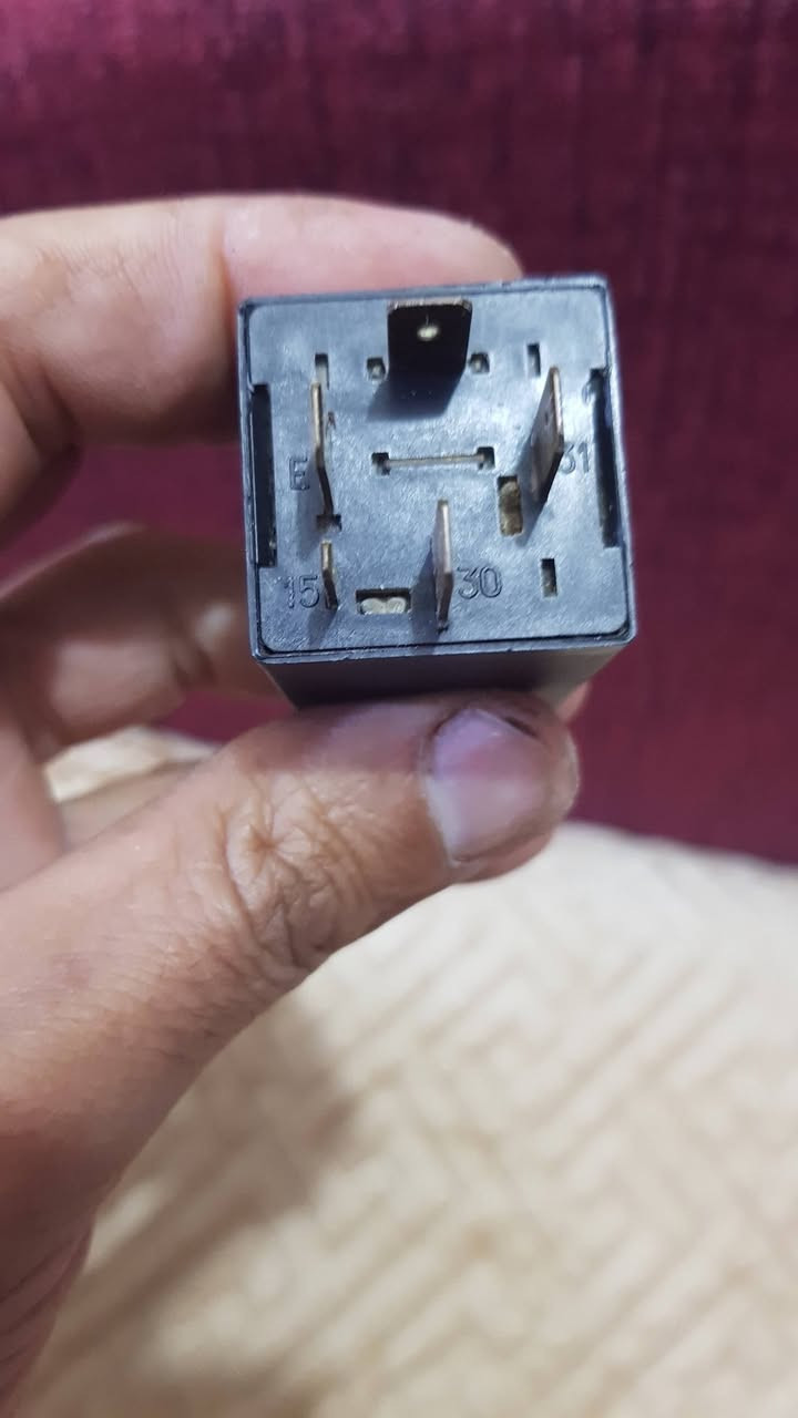 السلام عليكم
للبيع غراض أوبل اوميكة تفصيخ 
*********** وتساب 
للاستفسار اتصل
