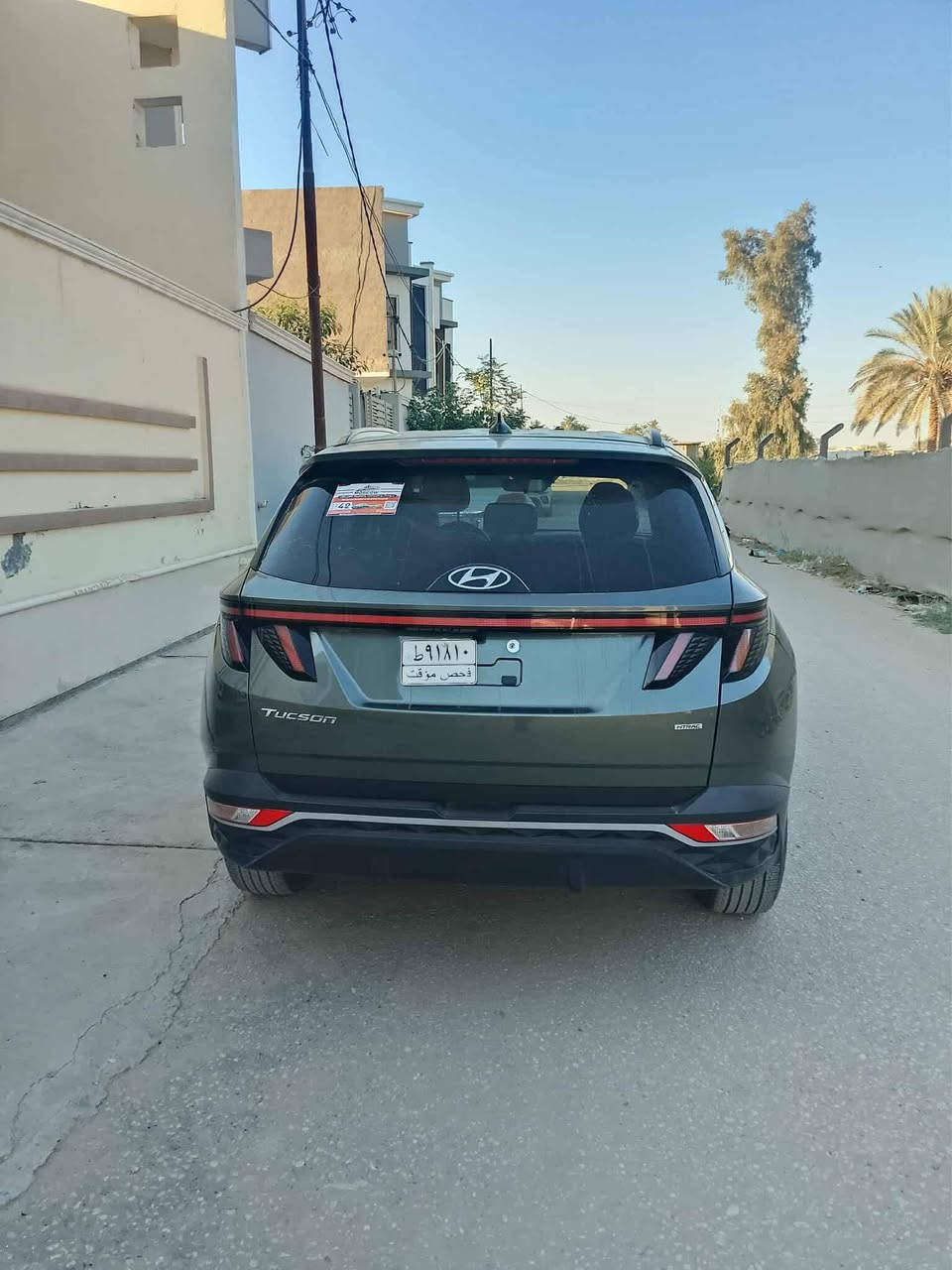 توكسان 2023 وارد أمريكي  تترقم جميع المحافظات 
محرك 2500 فور ويل 
ماشية 36 الف 
ضرر سحطي بابتين فقط بدون دواخل بدون ايرباك بجم كبس 
المواصفات فول عدا البانوراما 
السعر 178 وبيها مجال
مكانها حلة قرب جسر بتة بداية شارع زوير  
رقم الهاتف *********** بي واتساب
